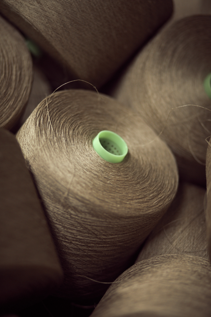Spools of linen yarns